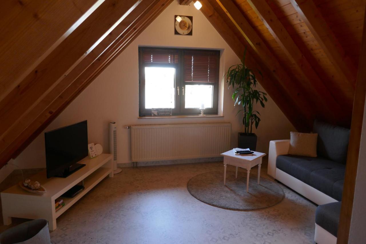 Moderne 2 Zi - Fewo Weinbergliebe Am Tuniberg Zwischen Freiburg Und Frankreich Merdingen Kültér fotó